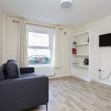 Blackberry - Stylish Self-Contained Flats In Soton City Centre Southampton Værelse billede