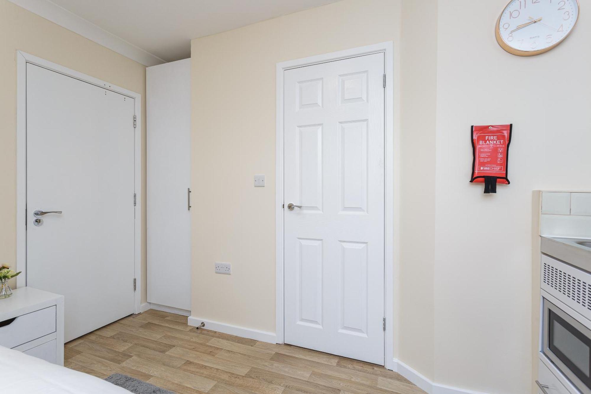 Blackberry - Stylish Self-Contained Flats In Soton City Centre Southampton Værelse billede