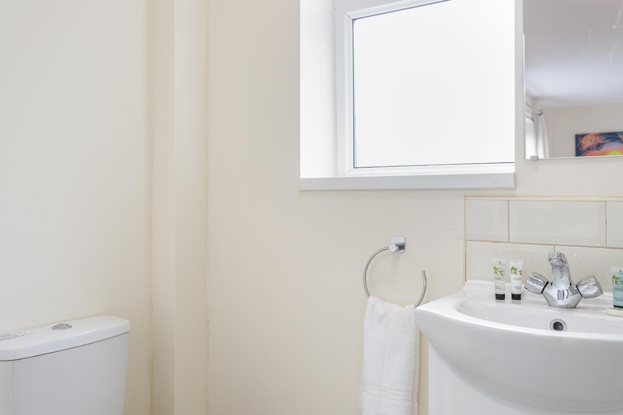 Blackberry - Stylish Self-Contained Flats In Soton City Centre Southampton Værelse billede